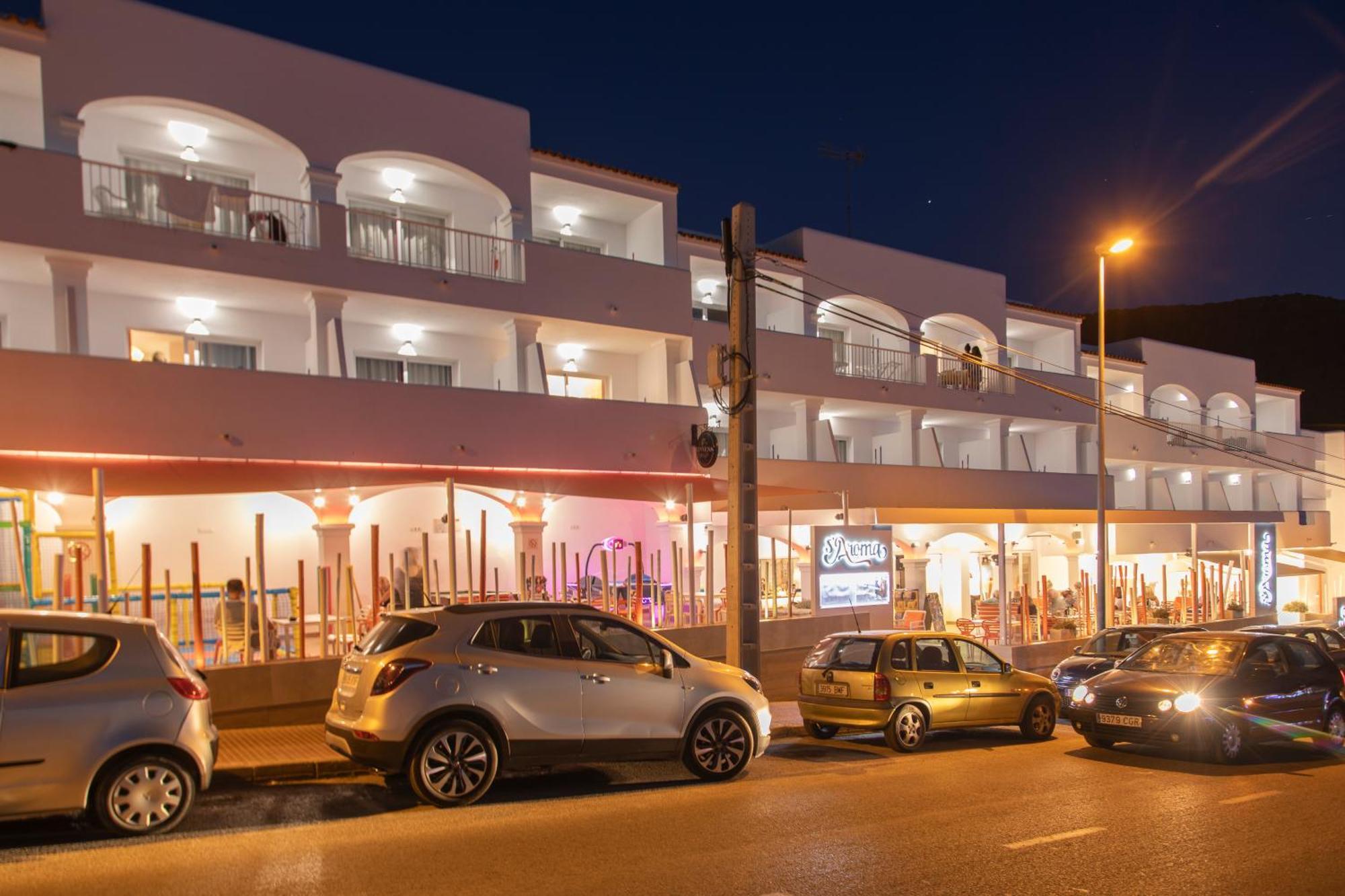 Typic Oasis Sa Tanca Apartment Cala Llonga  Bagian luar foto