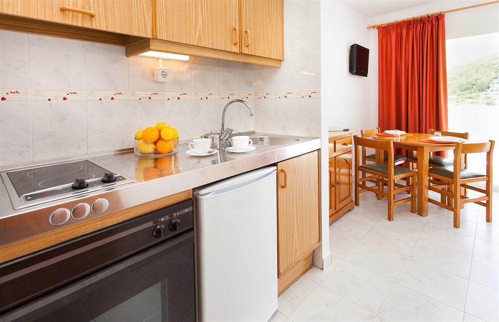 Typic Oasis Sa Tanca Apartment Cala Llonga  Bagian luar foto