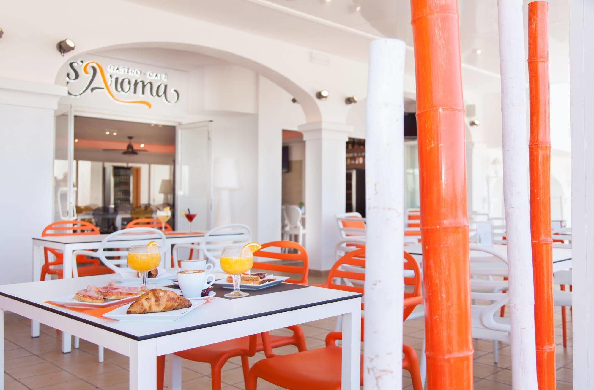 Typic Oasis Sa Tanca Apartment Cala Llonga  Bagian luar foto